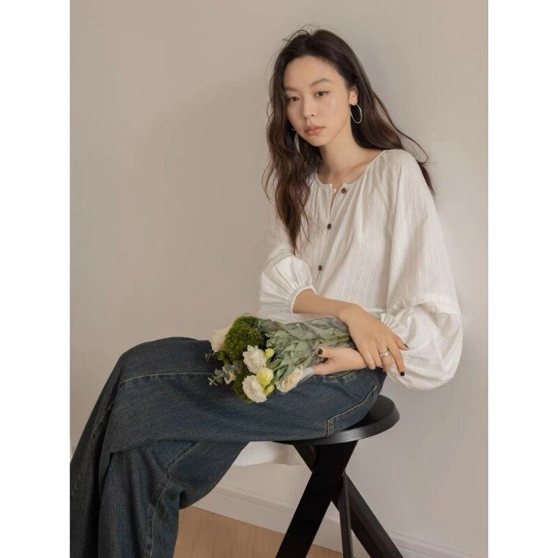Deeptown Basic White Linen Shirts Women Korean Fashion Oversized Vintage Blouse Female Elegant Lantern Sleeve Top Casual Spring