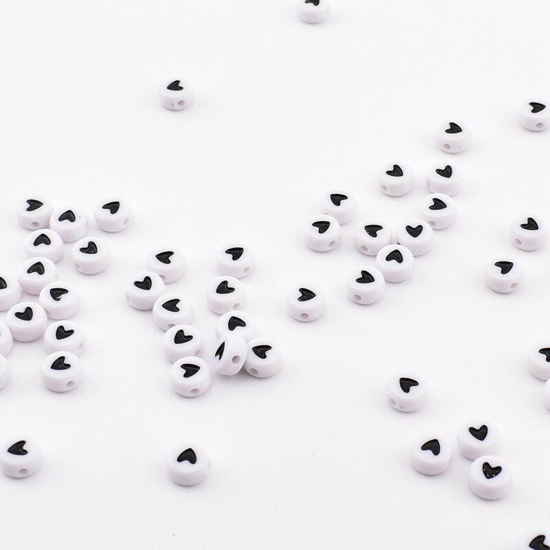 Perles Rondes en Acrylique pour la Fabrication de Bijoux, 50 Pièces/Lot, 7x4x1mm, Fond Blanc, Amour Noir