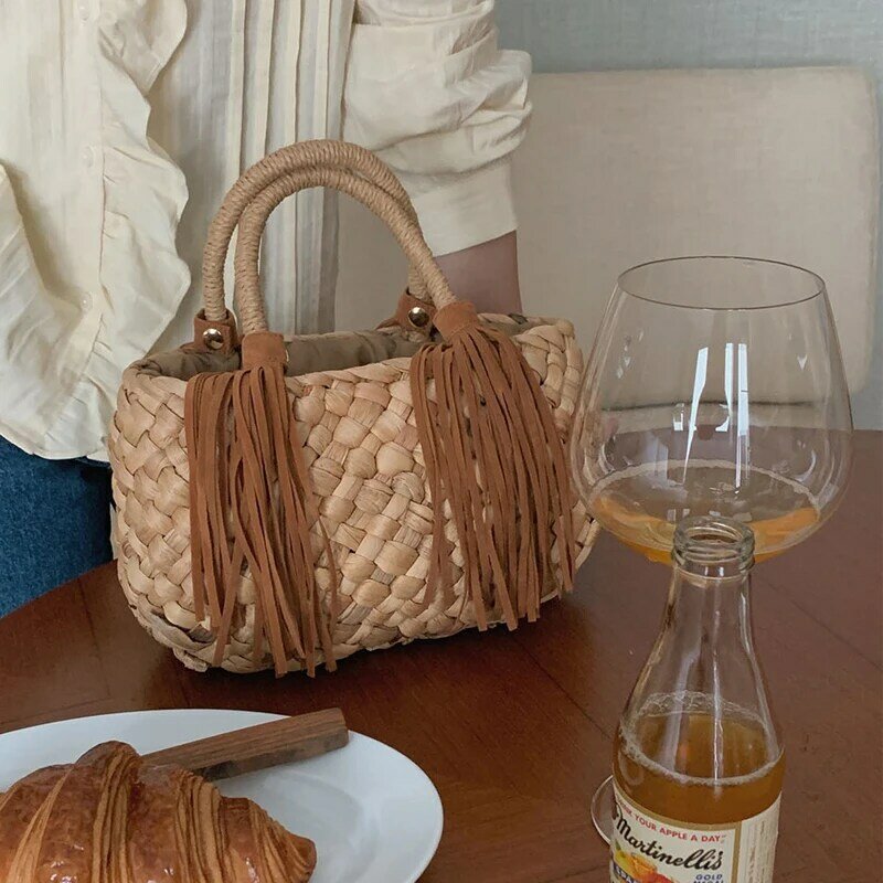 Летняя новая ручная женская сумка ручной работы, простая женская сумка из искусственной кожи, коричневая кукурузная кожа, Соломенная Сумка-тоут с кисточками