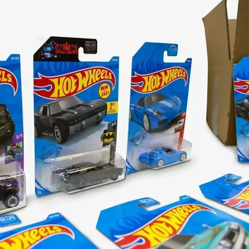 Hot Wheels-Diecast ألعاب سيارة للأولاد ، 1:64 ، تويوتا ، فورد ، Batmobile ، بنز ، نموذج ، هدية عيد ميلاد ، الأصلي