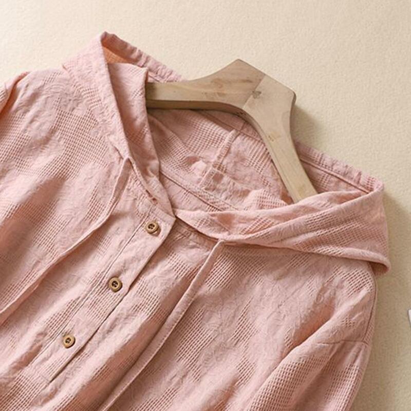 Camiseta con capucha para mujer, jersey de manga corta con botones y media tapeta, Tops de Color sólido con cordón, camiseta fina holgada de verano 2024