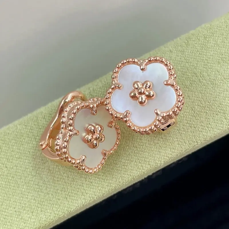 New Spring S925 Sterling Silver Plum Blossom Earrings for Women's Cute Fashion Brand Luxury Party Jewelry