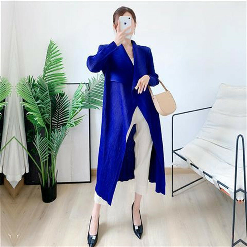 High-End Pleated Shawl Windbreaker coat Women's Casual trench Coat New Spring Autumn Jacket Solid Color Lapel Folded Tailcoat