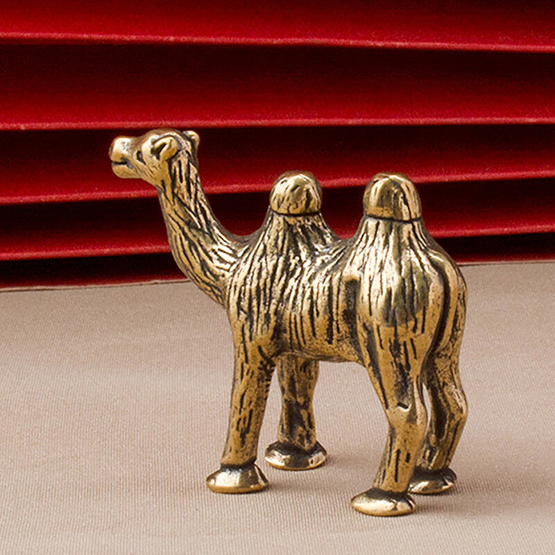 Collezione artigianale di ornamenti di cammello in ottone Vintage gioielli creativi perfetti per la decorazione domestica della decorazione della stanza della decorazione del Desktop