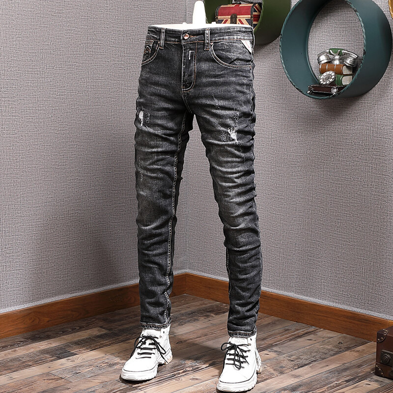 Włoski styl modne dżinsy męskie Retro ciemnoniebieskie elastyczne Slim Fit porwane jeansy męskie Vintage Designer casualowe spodnie jeansowe Hombre