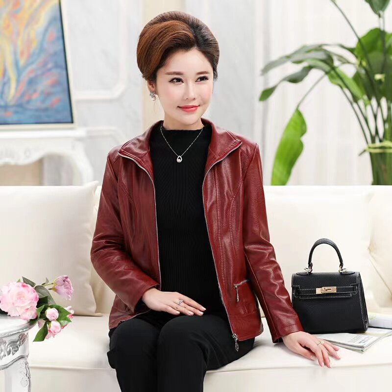 Frauen neue koreanische Outwear schlanke ältere Lederjacke mittleren Alters pu Leder mäntel neuer Mantel 2024 Frühling Herbst weibliche Mantel Top