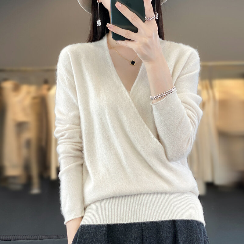 High-end cross V-neck 100% pure wool knitted bottoming shirt loose and slim cashmere sweater top in autumn and winter