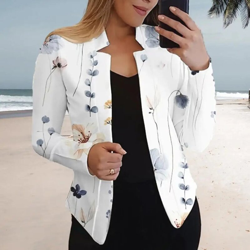 Ladies' basic suit jacket is very versatile, and the plant print is more advanced.