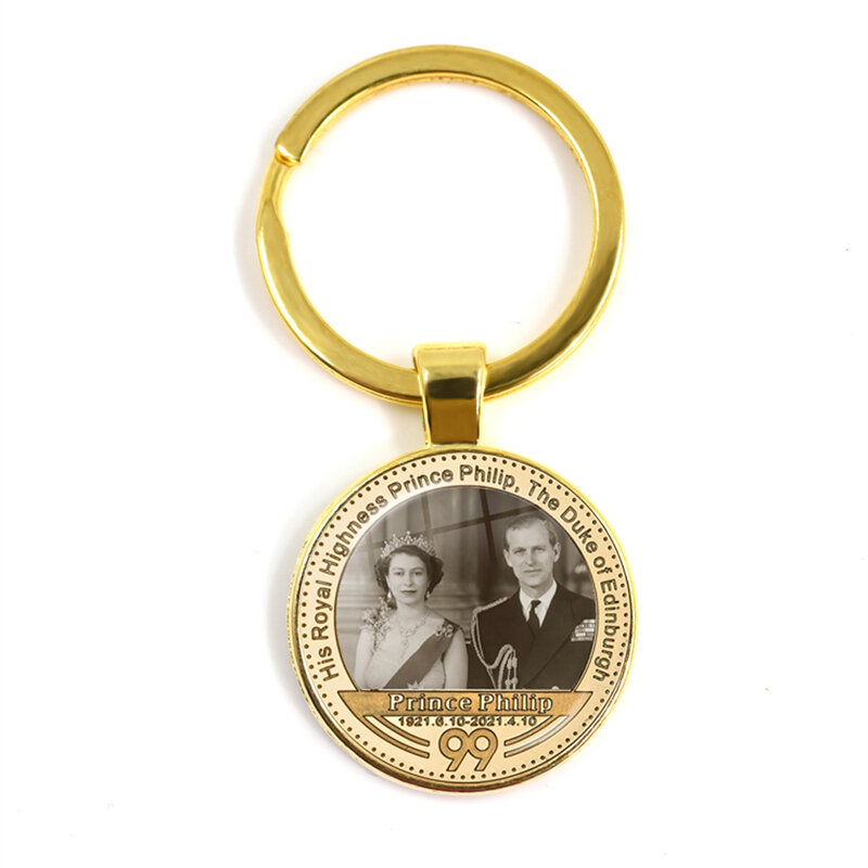 2022 Queen Elizabeth II 70th Anniversary Coin Photo Glass Cabochon Keychain Gold Plated Metal Keyring Gift