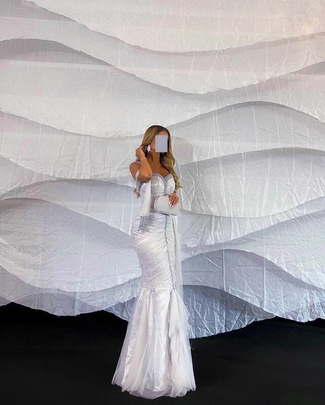Sexy Ivory Sweetheart Spaghetti Strap Taffeta Sleeveless Prom Dress Backless Floor Length Illusion Beaded Tulle Evening 2023