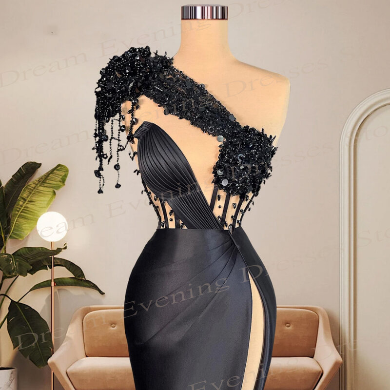 Arabisch Dubai neue schwarze Meerjungfrau exquisite Abendkleider moderne eine Schulter Perlen Ballkleider High Side Split Vestido de Festa