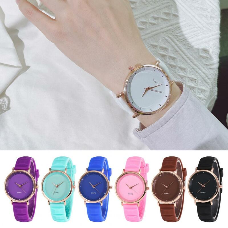 Jam tangan sekolah tali silikon warna-warni jam tangan Quartz untuk wanita dengan putaran Dial akurasi tinggi jam tangan untuk dipakai kencan yang dapat disesuaikan