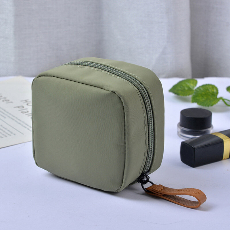 Mini Cosmetic Storage Bag, Monocromático, Travel Toiletry Bag, Organizador de maquiagem, Saco De Armazenamento De Guardanapo Sanitário