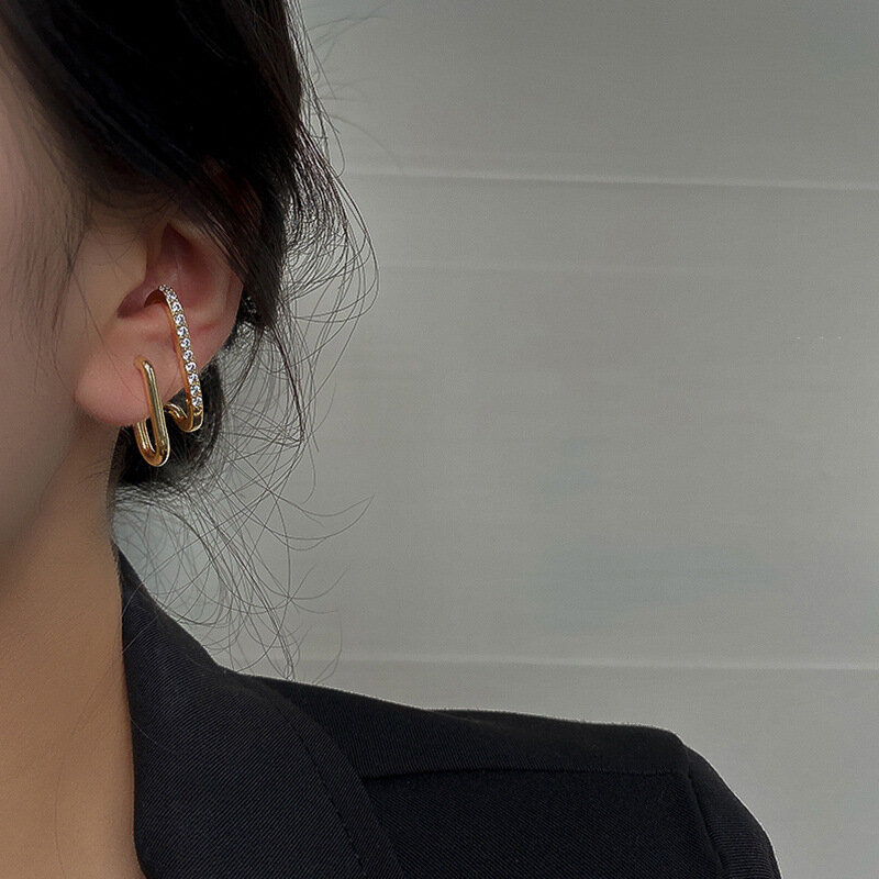 Boucles d'oreilles à griffes insolites coréennes de luxe en cristal brillant, crochet de perçage d'oreille, perle irrégulière, cadeau de bijoux de Noël, nouveau, 2023