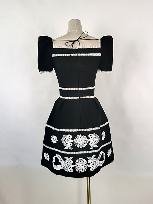 DEAT Elegant Dress Vintage Square Neck Bubble Sleeve Jacquard Embroidery Mini Women's Dresses Summer 2024 New Fashion 13DB3349