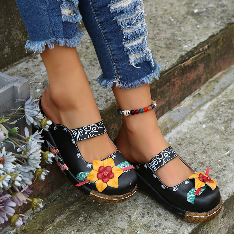 รองเท้าแตะผู้หญิง2024ใหม่ฤดูร้อน Comfort โรมันรองเท้าเสริมส้นผู้หญิงดอกไม้ไม่ลื่นขนาดใหญ่ Baotou รองเท้าแตะพื้นไม้สไลด์ผู้หญิง