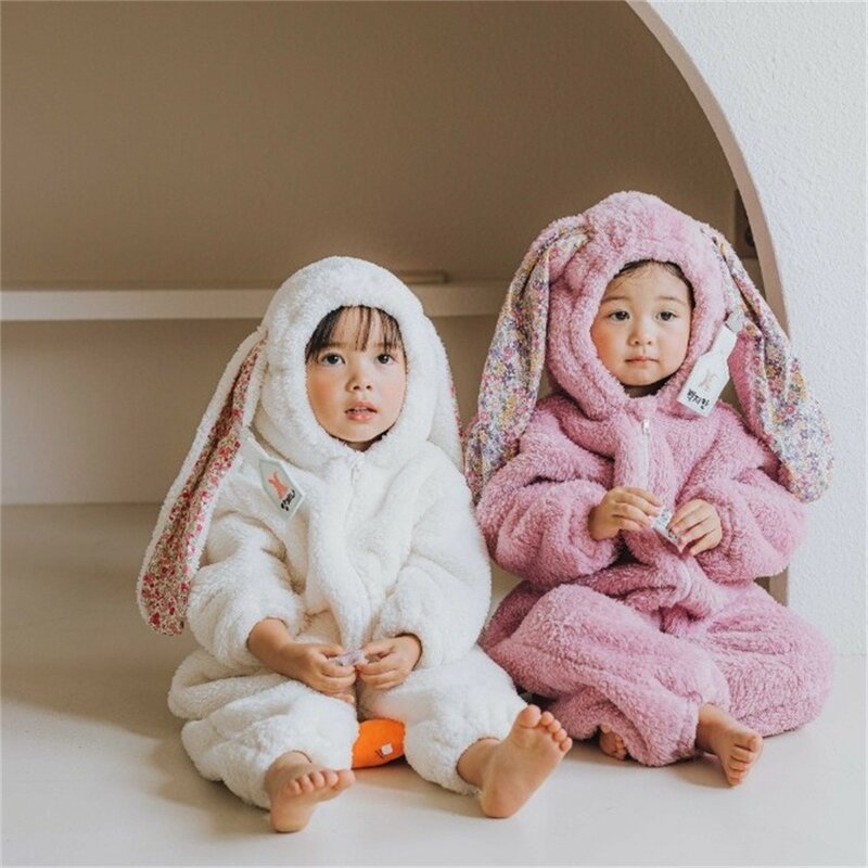 Wiosenno-zimowe niemowlęta chłopcy królik Romper luźny zamek błyskawiczny kombinezon dla noworodka piżamy z kapturem chłopców pluszowe stroje domowe