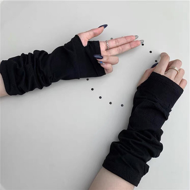 男性と女性のためのニット長袖手袋,ヒップホップスタイル,黒のストライプ,柔らかく肌に優しい,伸縮性のある冬のアームアクセサリー