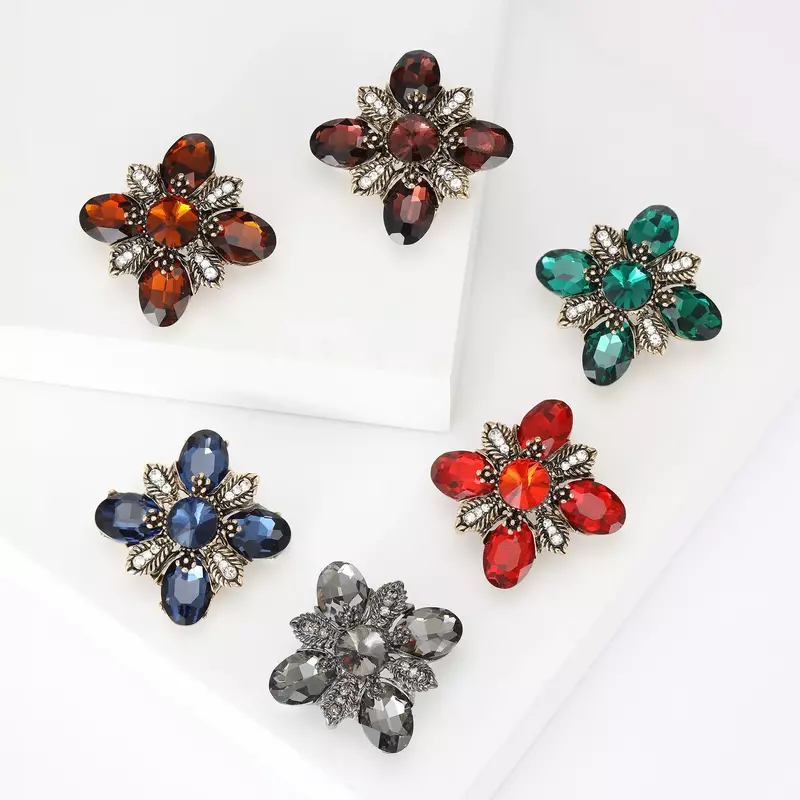 Rhinestone Cross Brooches for Women Unisex 6-color Design Pins Baroque Office Party Collection Friends Gifts Plant Accessories