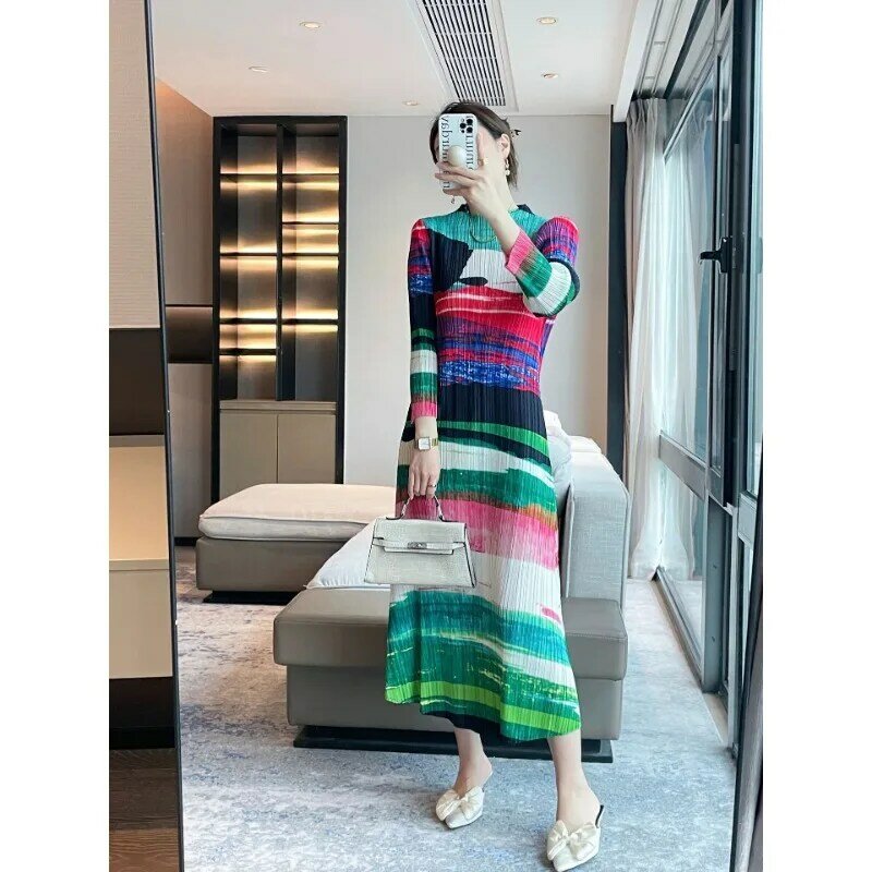 Miyake Pleated 2024 Spring New Ink Painting Print Slim Fit Dress for Women's Elegance and High Grade Medium Long Dress