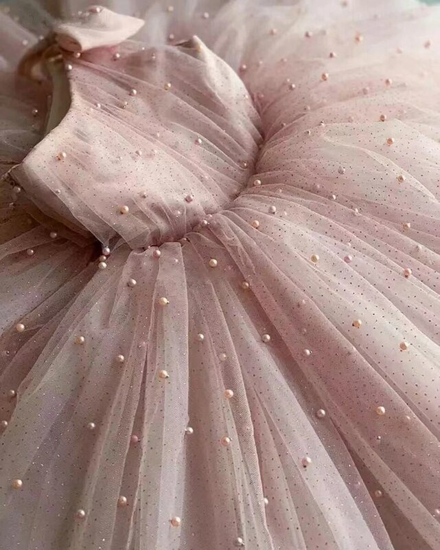 사랑스러운 핑크 원숄더 플라워 걸 드레스, 웨딩 2023 공주 진주 구슬, 민소매 무릎 길이, 첫 성찬식 가운