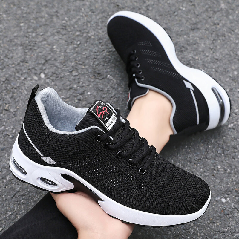 2024 Men's Shoes Spring fashion Soft sole sports single shoes flying woven Casual style men's Running shoes sneakers