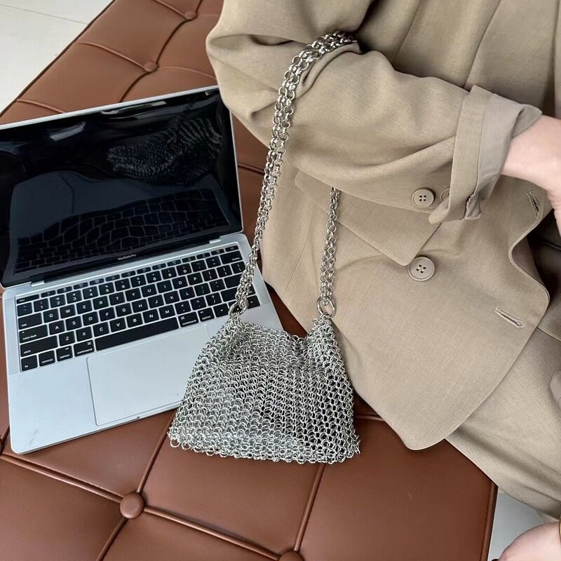 Bolso cruzado metálico para mujer, bolsa de hombro con cadena hecha a mano, tejido con aro hueco, bolsos de diseñador para teléfono