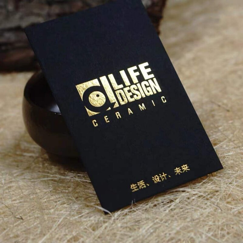 Kunden spezifisches Produkt 、 kunden spezifischer Logo name schwarze Prägung einzigartige Goldfolien-Visitenkarten