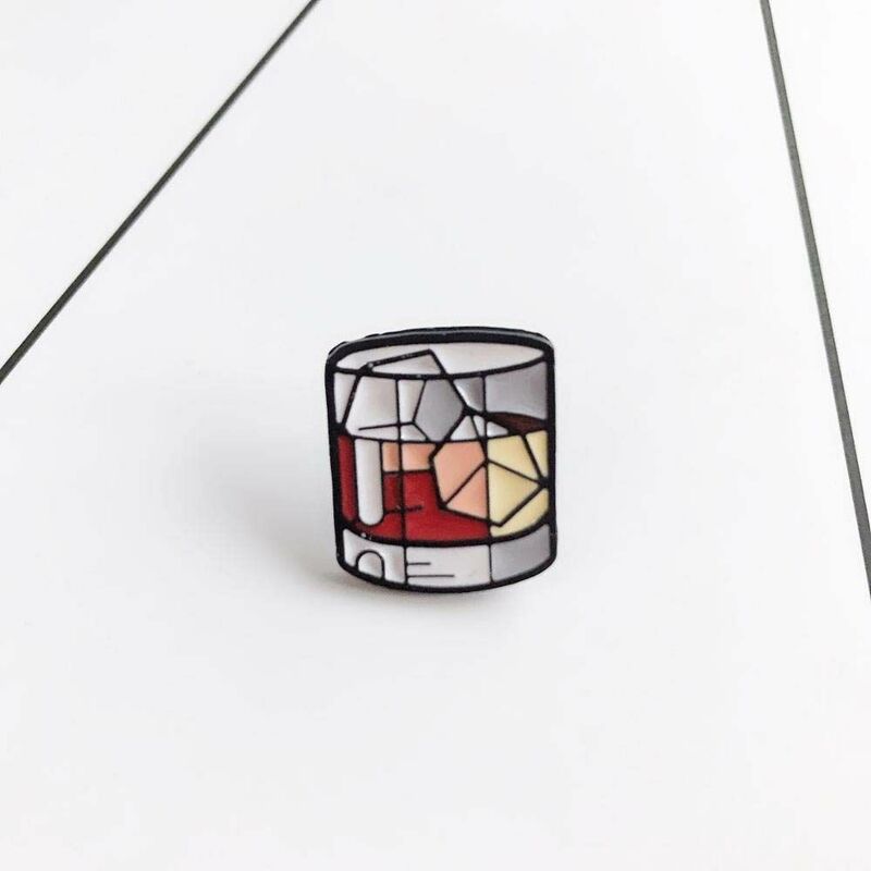 Lapel Pin Strong Wine Jewelry Accessories Delicious Drink Enamel Pin Whisky with Ice Cube Brooches Lapel Brooch Brooches Pin