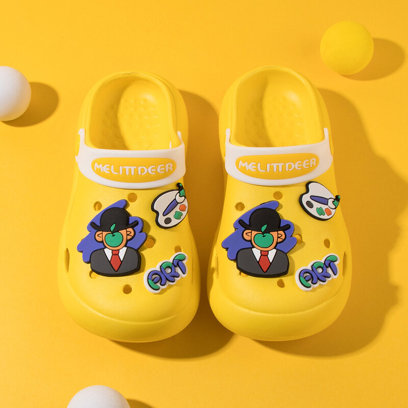 Zapatos de dibujos animados para niños y niñas, calzado informal versátil con agujeros y múltiples etiquetas, suelas suaves transpirables, venta al por mayor