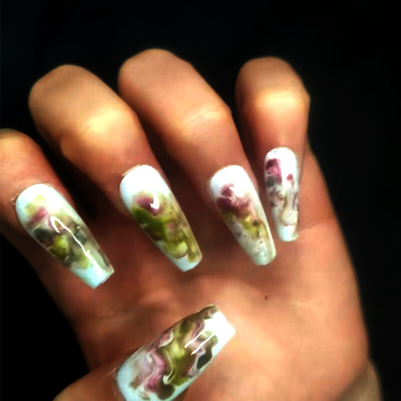 White as The Background Color Press on Nails Abstract Painting Style Pollution-Free Halo Dyeing False Nail Simple Decoration