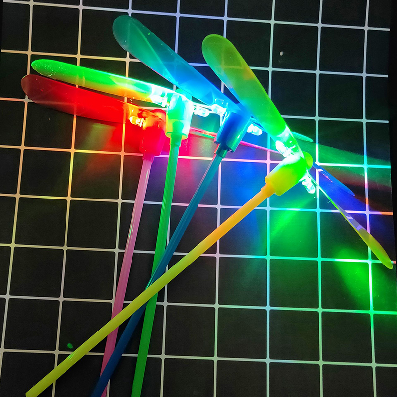 20 stücke fliegende Hand Hubschrauber glühend LED Licht-Copter Libelle Hand reiben Propeller Hand fliegen für Kinder Geschenke ()