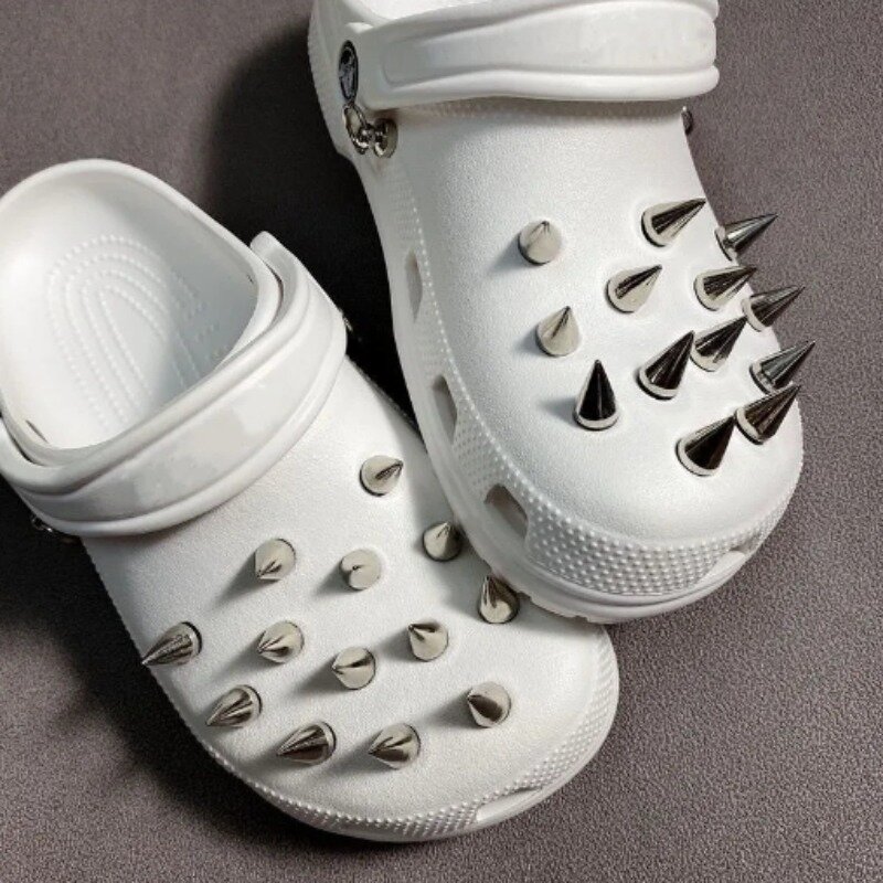 Modne dziurki z nitami akcesoria do obuwia w stylu Punk rogowe paznokcie do klamra do butów sandały ogrodowe projektant zabytkowa dekoracja przyjęcie dla dzieci