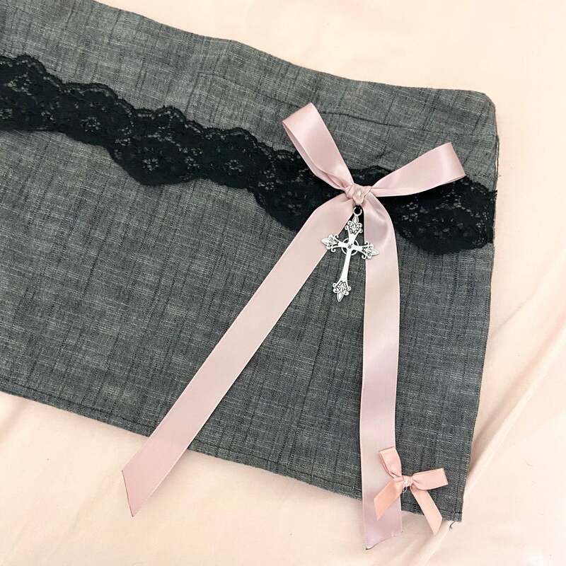 Minifalda negra de encaje para mujer, falda Sexy Y2k Harajuku, plisada, Kawaii, informal y versátil, gótica, 2024