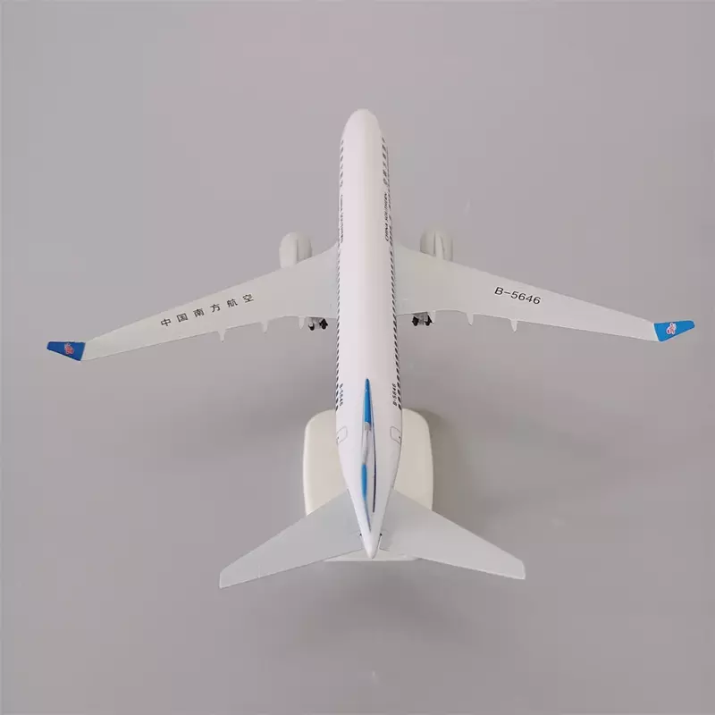 Boeing-Avión de aleación de Metal de China, modelo de avión fundido a presión de 20cm, con ruedas de aterrizaje Gers, 737, B737