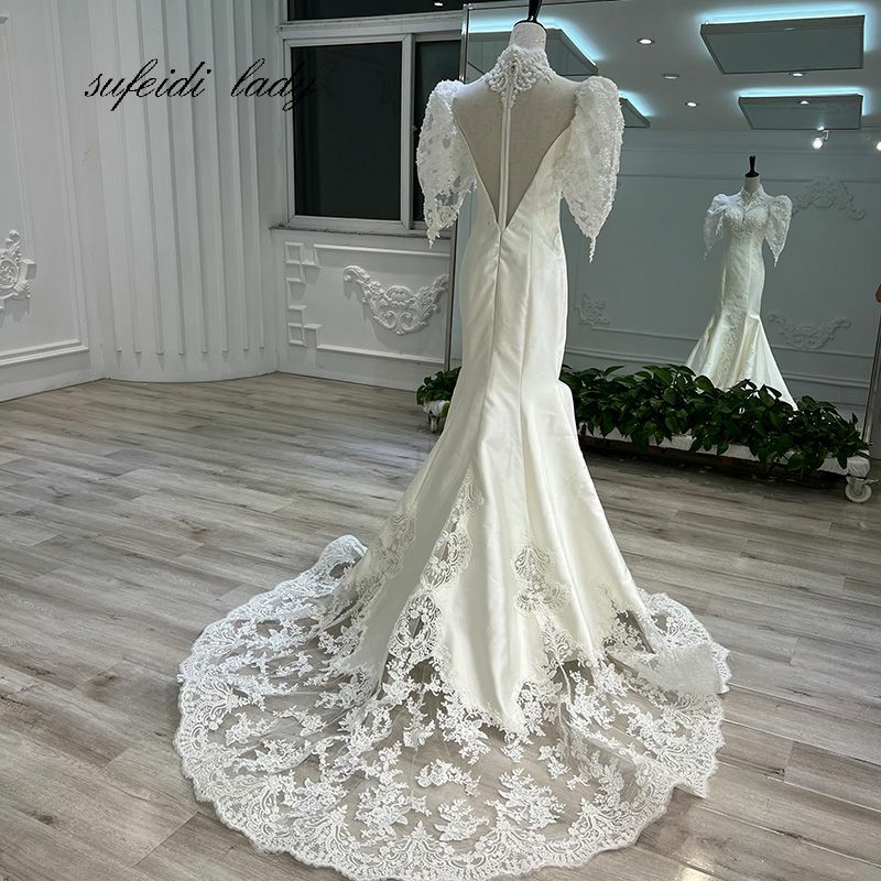 2022 Satin Mermaid Wedding Dress Lace Applique Bridal Gown Removable Trailing Design