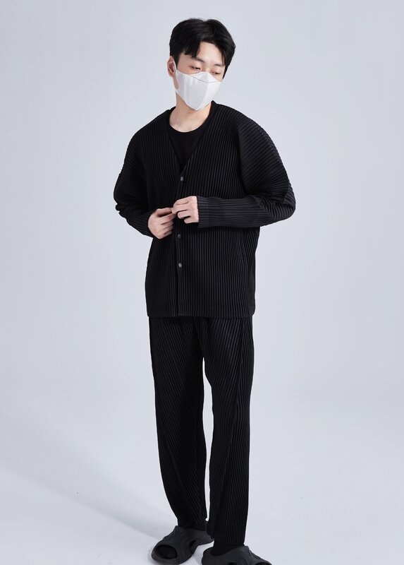Miyake Pleated Men V-Neck Jacket Coat Collarless Single Breasted Long Sleeve Solid Color Cardigan