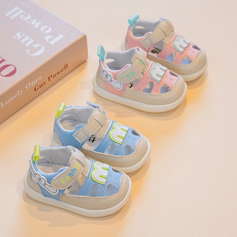 Chaussures d'été confortables pour enfants, sandales décontractées à trous, style coréen, collection 2024