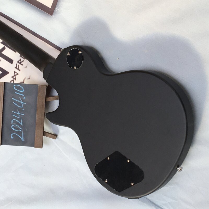 Tersedia 6 senar gitar listrik gratis pengiriman perangkat keras krom Matte gitar hitam pesanan dan gratis pengiriman gitar
