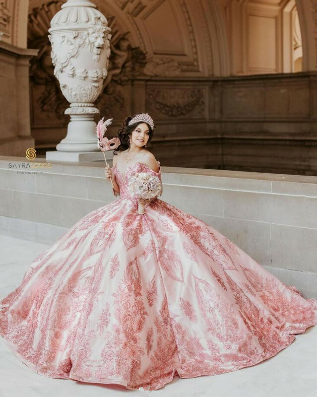 Rosa rosa scintillante principessa abiti Quinceanera Applique di lusso Gillter Tassle Off spalla Puffy vestido de 15 quinceasenera