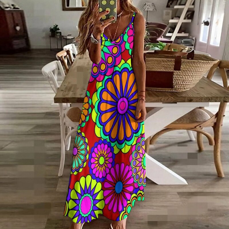花の形をしたレトロなスタイルのノースリーブドレス,女性のためのハイピーフラワーの服,2024