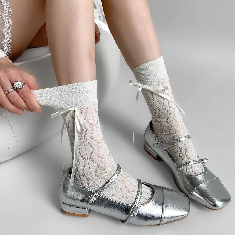 ถุงเท้าผูกโบว์หวานสำหรับเด็กผู้หญิงถุงน่องแบบท่อกลางแฟชั่นสำหรับผู้หญิงบัลเล่ต์ JK ระบายอากาศได้ในฤดูร้อน