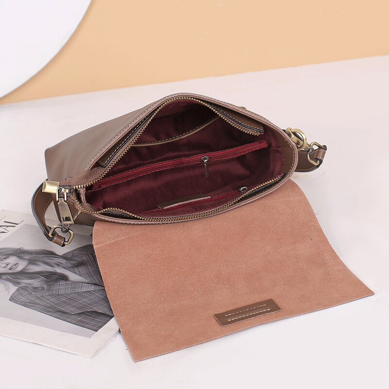 Bolsa tiracolo quadrada versátil para mulheres, couro genuíno macio, bolsa de ombro simples, axilas de alta qualidade, 2021