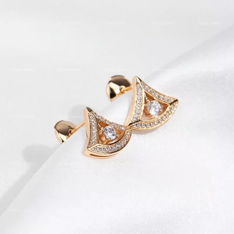 New S925 sterling silver hollowed out triangle skirt earrings for women's minimalist fashion brand gorgeous jewelry banquet gift