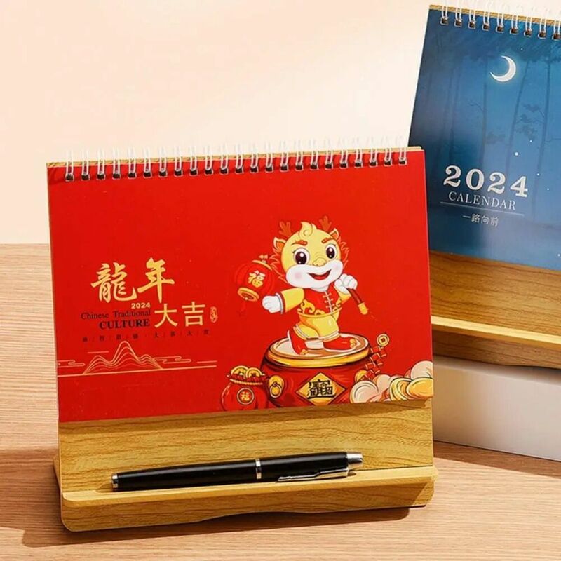 Kalender Tahun Naga kerajinan kertas, dengan tanggal buatan tangan 2024, kalender meja dasar kayu pemegang kalender kantor