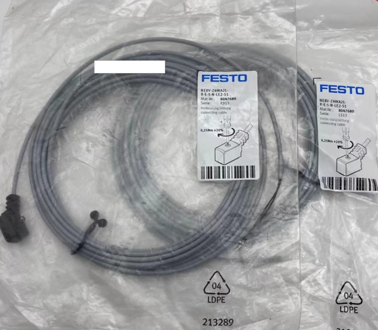 New Original FESTO Brewing Cable Plug at NEBV-Z4WA2L-R-E-E-5-Le2-S1 8047680