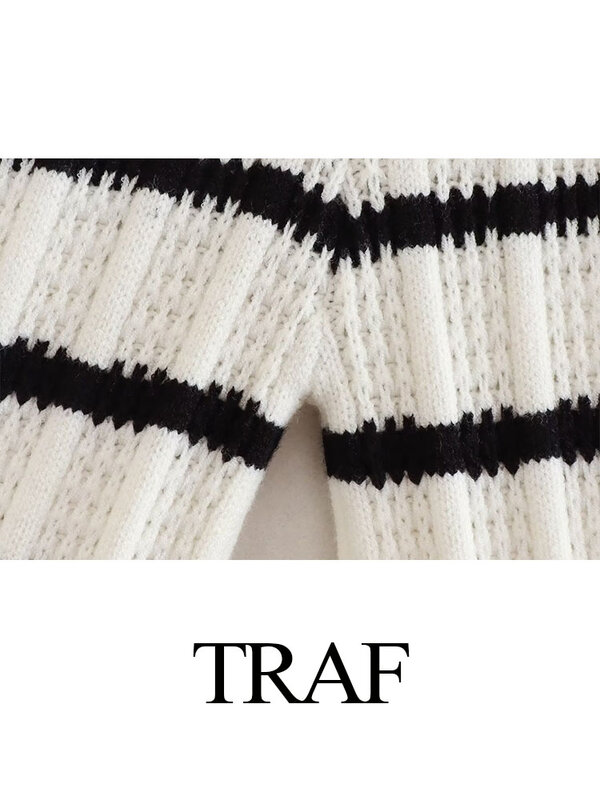 TRAF-Conjunto de 2 piezas a rayas blancas y negras para mujer, Tops con cordones y cuello en V, pantalones de pierna ancha de cintura alta de punto, traje femenino, moda de verano