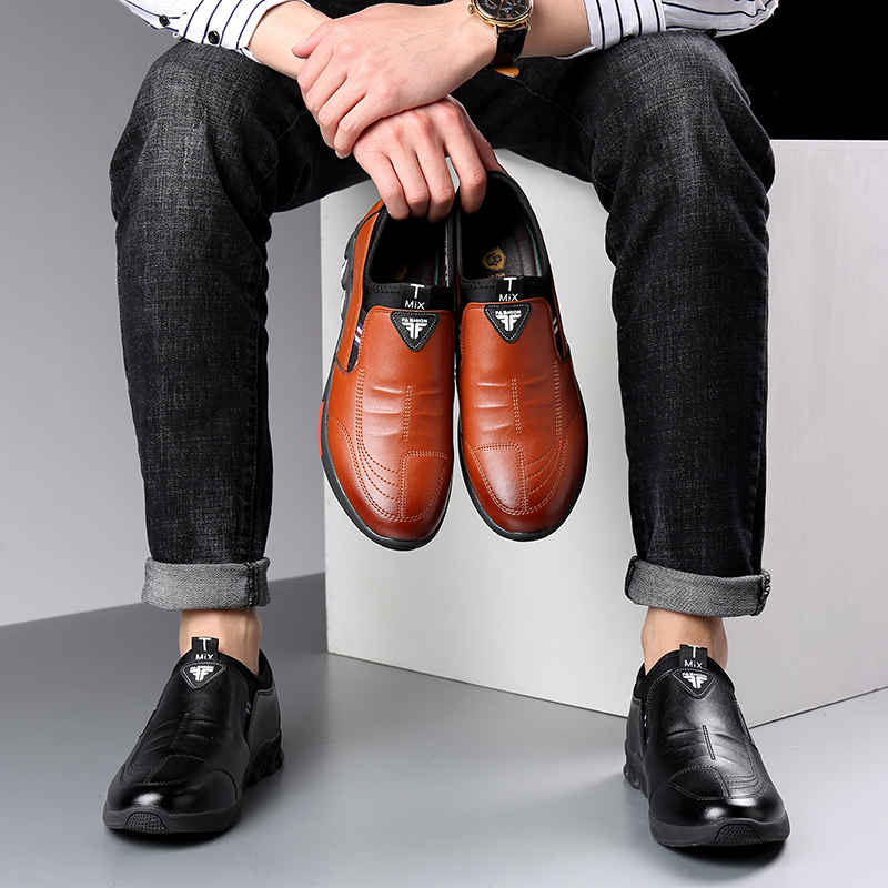 Zapatos de cuero para hombre, calzado informal de negocios, suela suave, antideslizante, transpirable, combina con todo, 2023