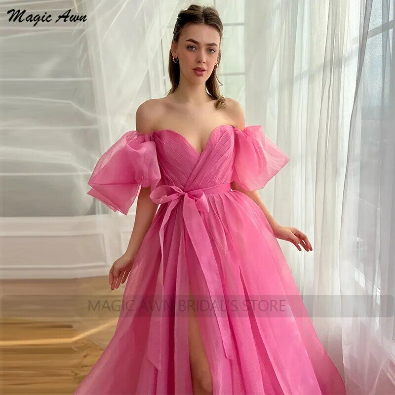 Gaun Prom baru Magic Awn 2024 sisi terpisah dari bahu gaun pesta malam Fuchsia jubah belakang Lace-Up de Soiree