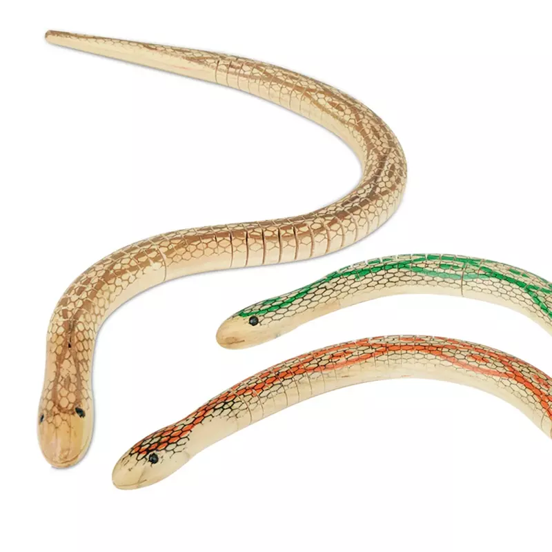 子供のためのノベルティトリックおもちゃシミュレーション木製の小さなヘビの柔軟性偽のベンディスネークおもちゃ装飾-ランダムカラー